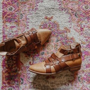FREE PEOPLE • style-nine ankle boot